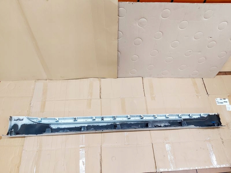 фото №11, Opel ampera volt молдинг порог левая накладка na порог левый 22840891