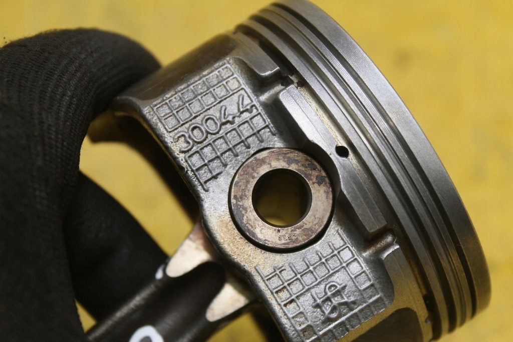 фото №6, Поршень шатун peugeot 607 407 2.2 b 3fz 086139.5