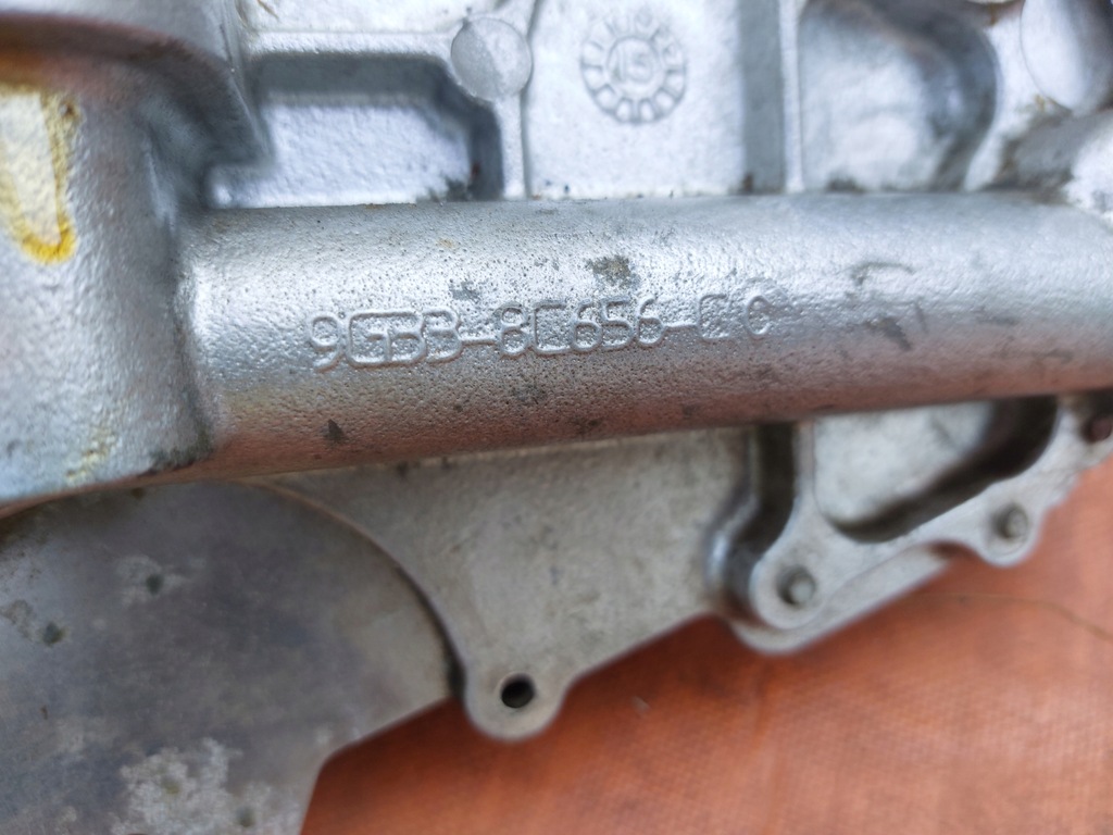 фото №5, Радиатор масла aston martin vantage 4.7 16r 9g33-8c656-c