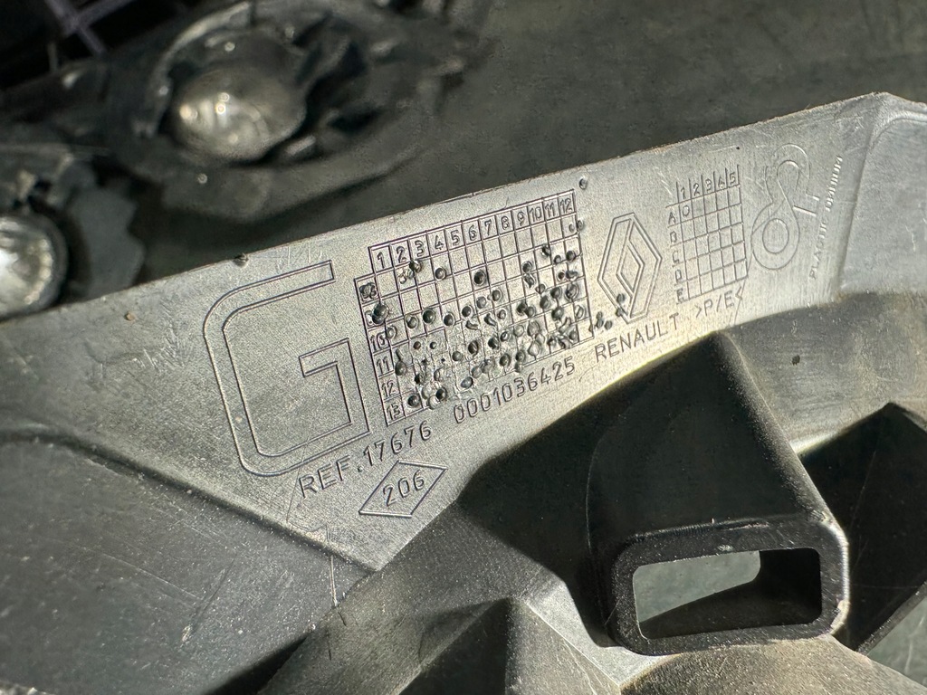 фото №12, Renault master iii iv opel movano b c противотуманная фара правый оригинал 8200002470