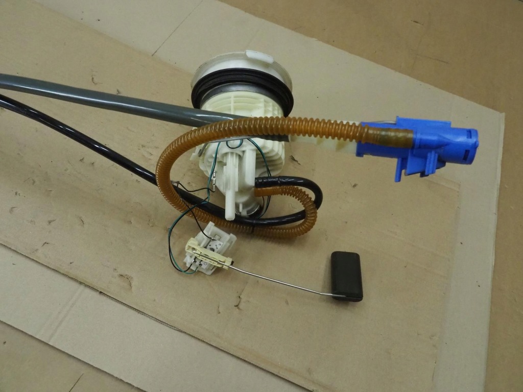 Mini one r50 00- 1.6 насос пального - поплавок рівня 6759001 .9 Зі Шроту