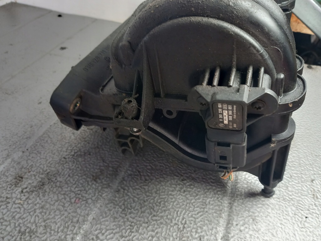 фото №5, Колектор всмоктуючий vw polo iii