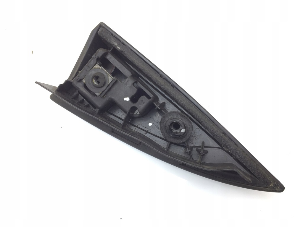 фото №1, Clio iv 4 молдинг уголок крышки багажника правый