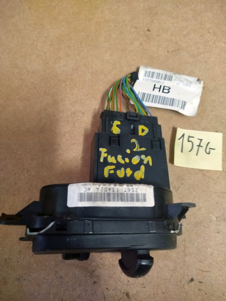 фото №1, Ford fusion 2s6t13a024ac выключатель переключатель света оригинал +штекер