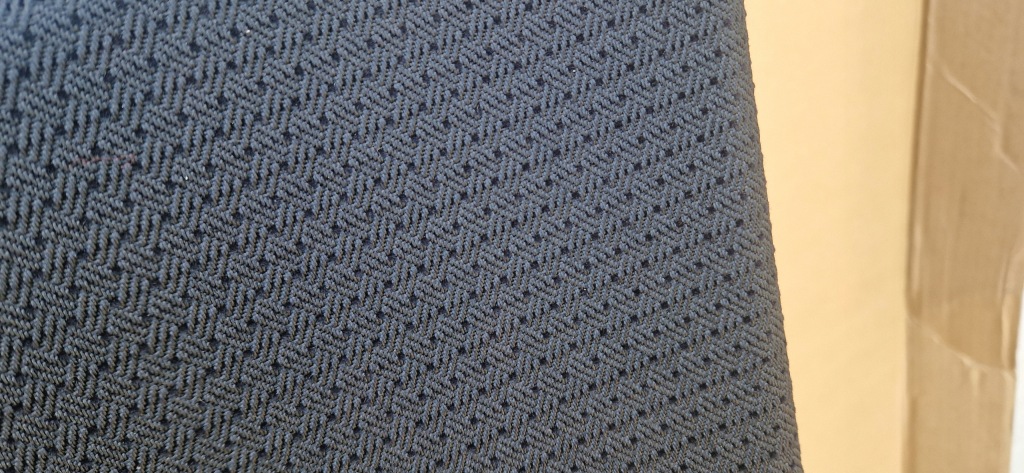 Обшивки bmw g30 g31 bowers&wilkins jak nowe оригинал в Украине