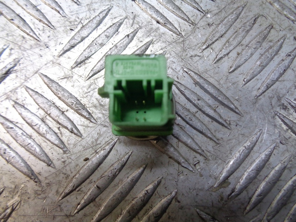 фото №2, Кнопка замка центрального citroen berlingo i