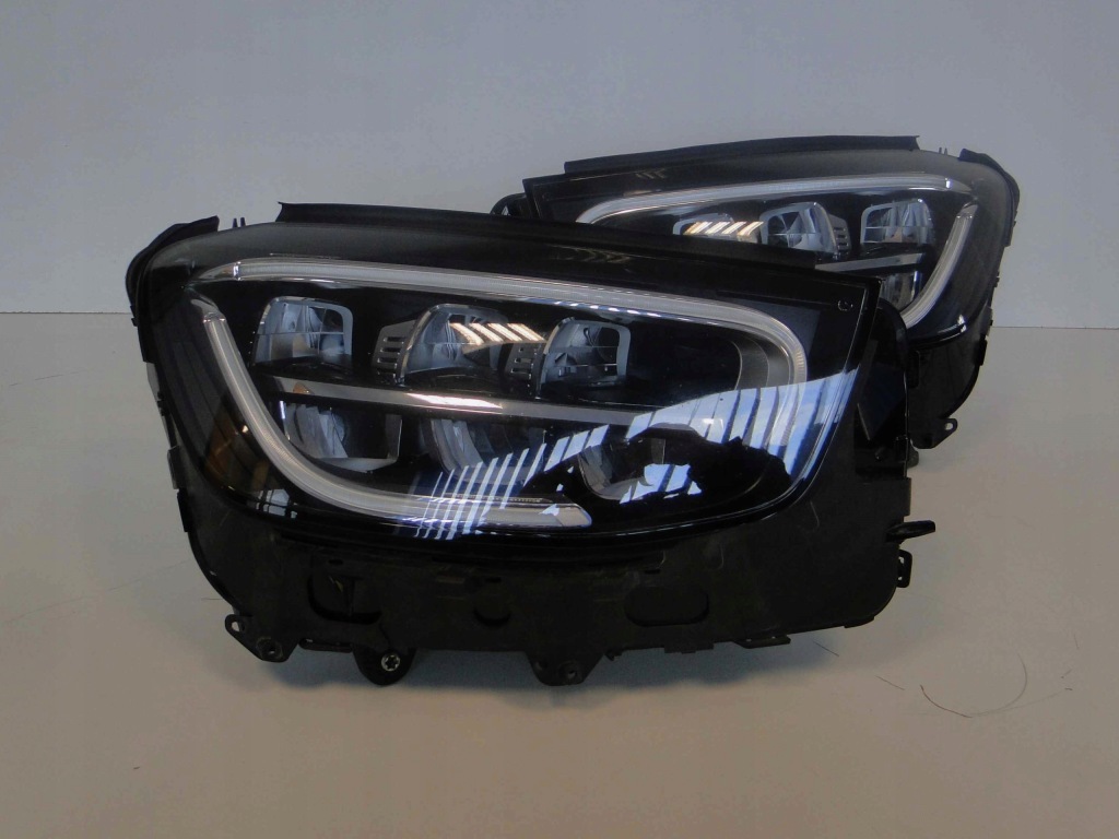 Mercedes glc w253 рестайлинг  full led фара правый  перед Киев