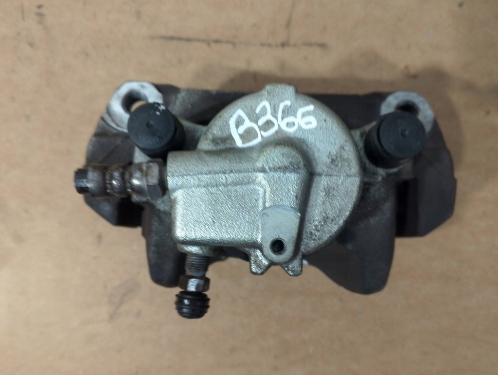 фото №2, Alfa romeo giulietta супорт гальмівний передній правий fn357 b366