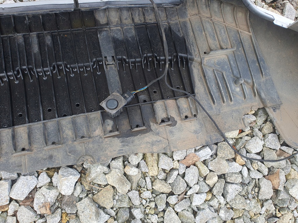 фото №10, Audi a4 b8 lift!!! бампер перед pdc!!! s-line!!! цвет lx7w 17-3