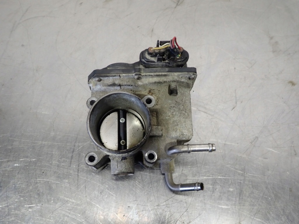 фото №1, Дроссельная заслонка toyota urban cruiser