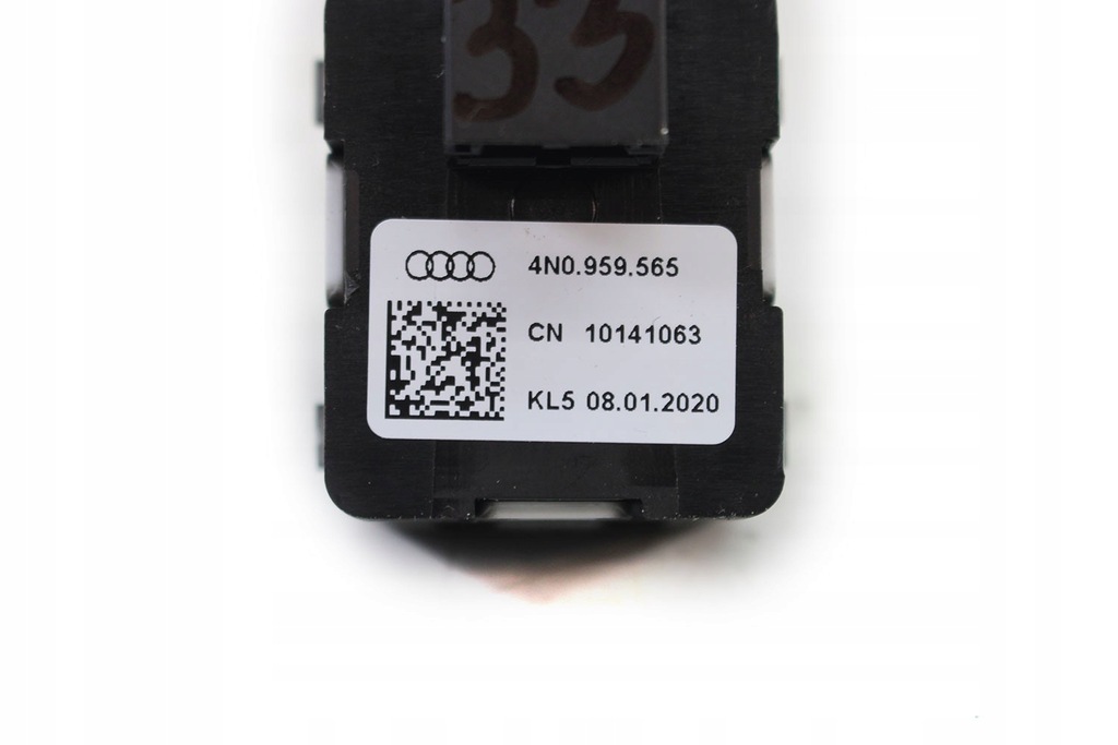 фото №11, Audi e-tron ручка зеркал 4n0959565 4n0 959 565 etron a6 a7 a8 q7 q8 4k 4