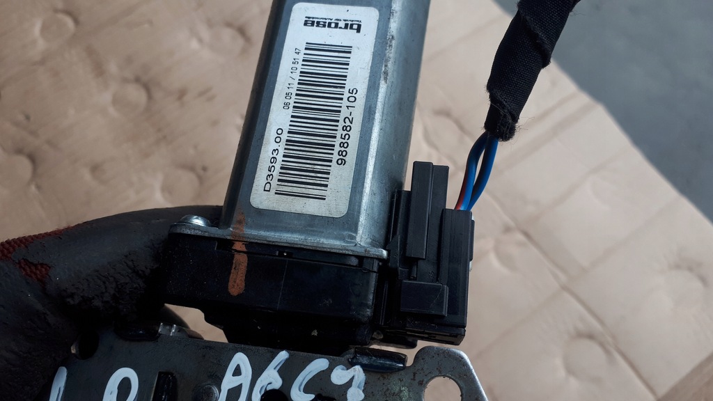 фото №7, A6 c7 моторчик регулировки сиденье левый перед a7