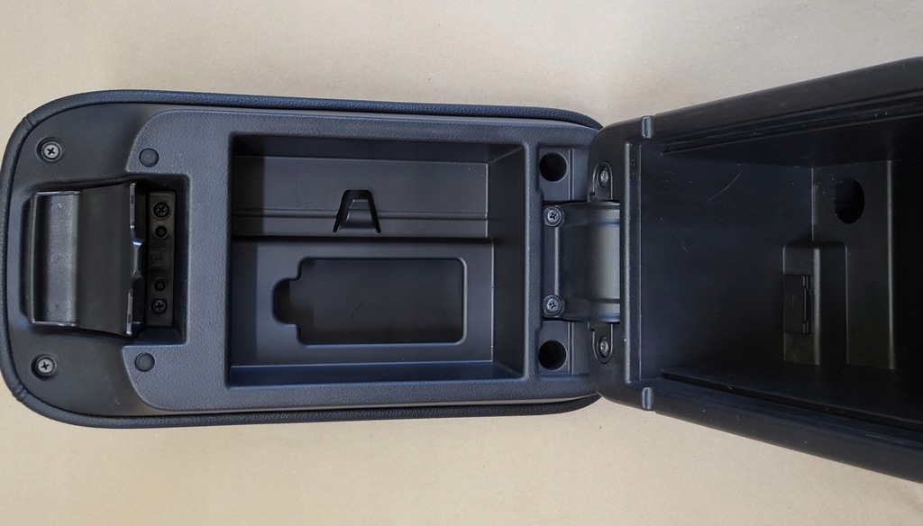 фото №13, Бардачок полиця тунель середнього підлокітник mitsubishi outlander iii lift