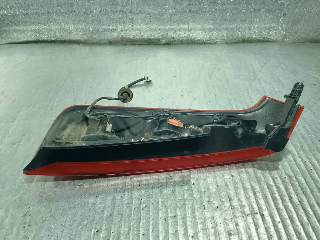 фото №2, Лампа задняя правая nissan note хэтчбек