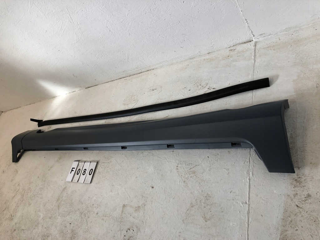 фото №1, Volvo xc60 молдинг поріг права