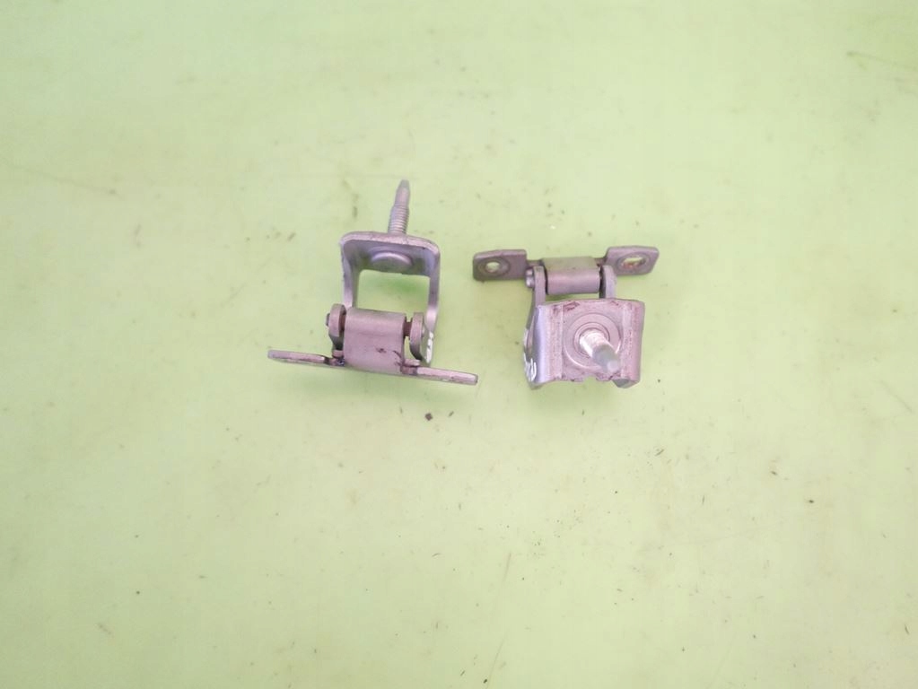 фото №5, Петлі кришки багажника задня peugeot 206 hb 5d 98-