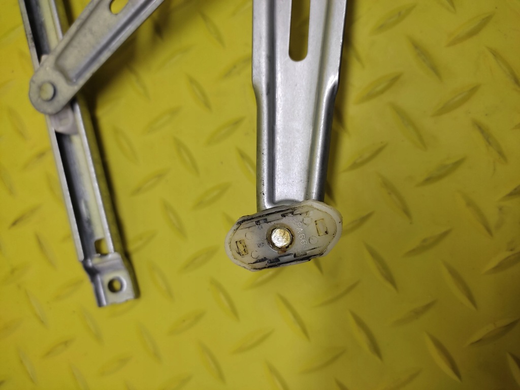 фото №6, Opel signum подъемник стекло правый перед 0130822012