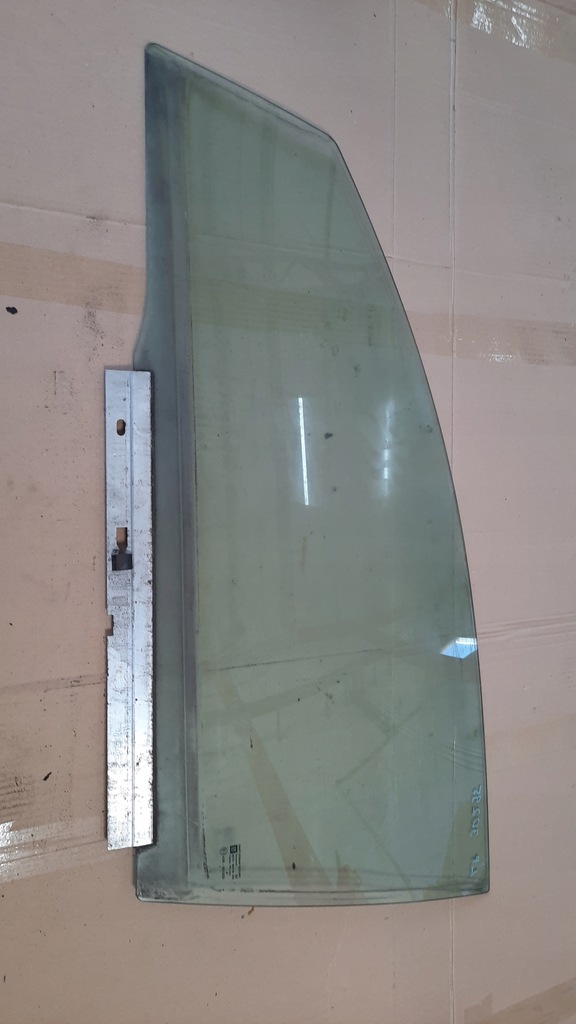 фото №1, Скло двері лівий перед opel vectra c 04r