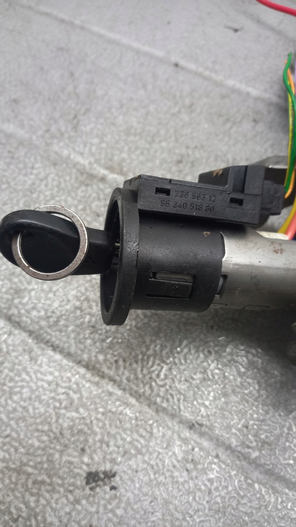 фото №4, Колонка рулевая citroen xsara picasso 01r 1.8b