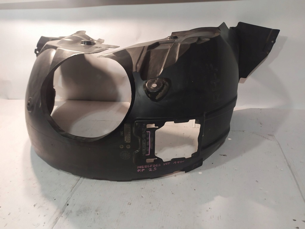 фото №2, Підкрилок правий перед mercedes vito w447