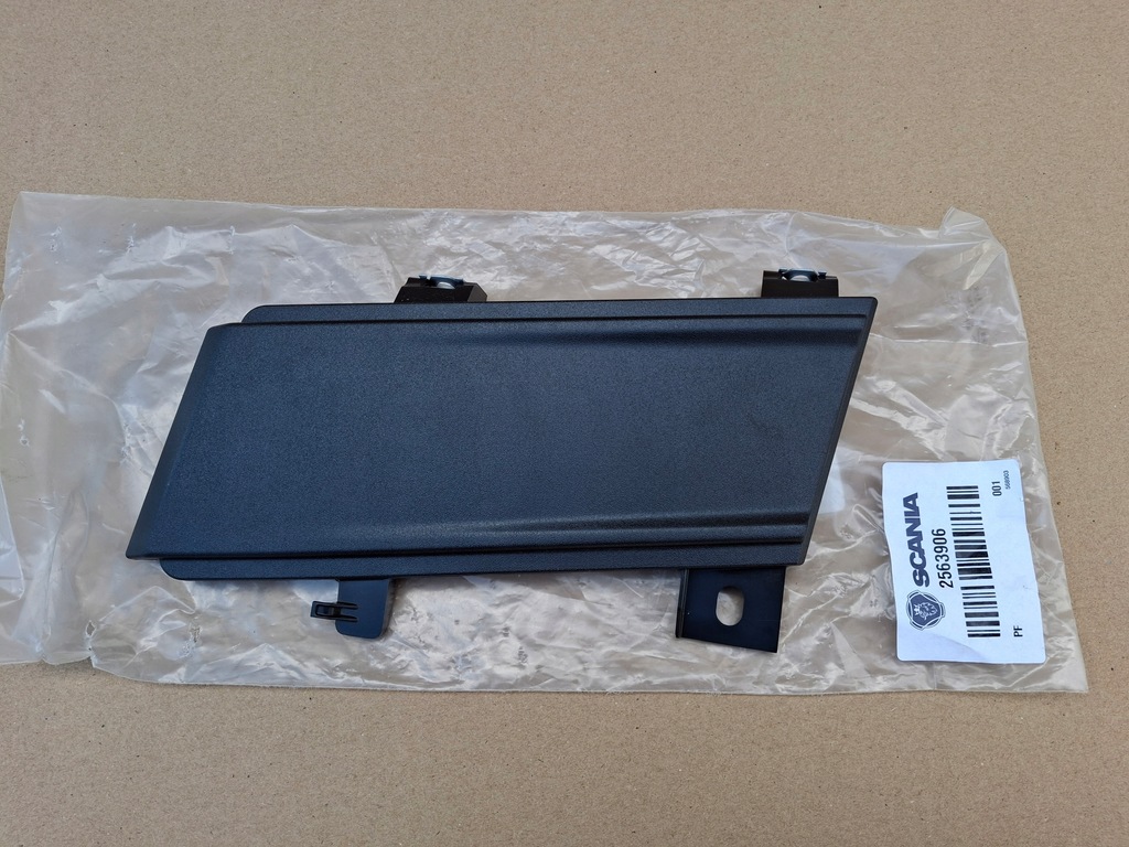 фото №8, Scania r s заглушка накладка противотуманной фары nowa оригинал 2563906