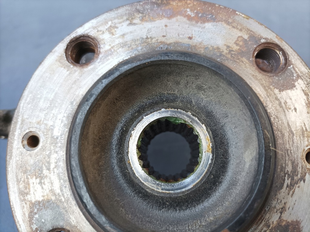 фото №4, Citroen c-elysee ii 1.6 115 km поворотний кулак права