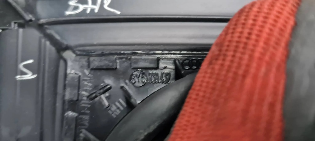 фото №8, S3 8y a3 прокладка стекло дверь резиновый alu правая правый задняя sedan 8y5839432