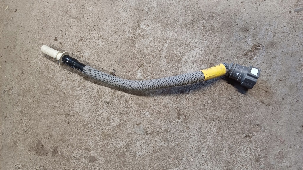 Купити Renault clio v 19- 1.0 tce шланг пального 118724601r