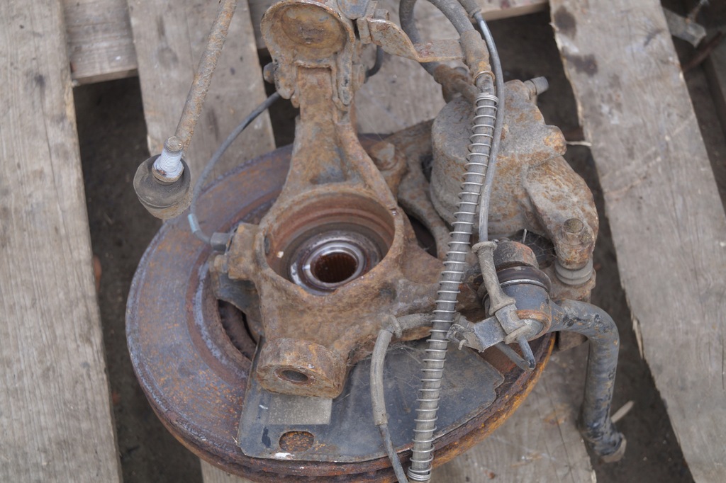 фото №7, Поворотный кулак амортизатор правый перед hyundai i40 1.7