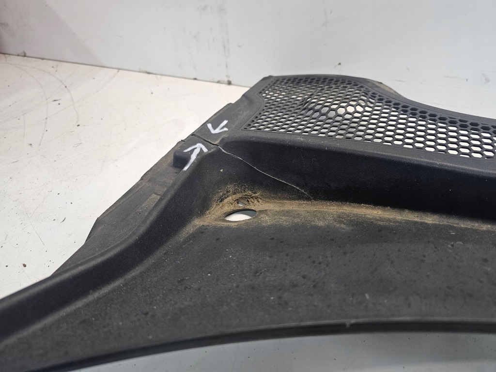 фото №5, Жабо пластиковый audi a3 8p lift 8p1819415a