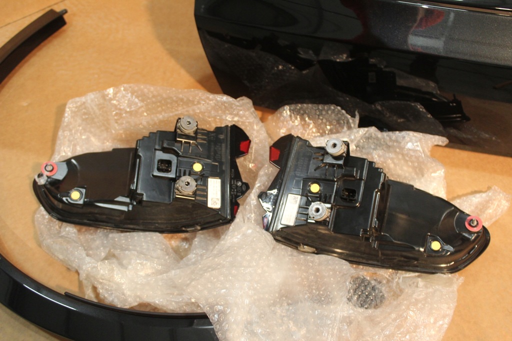 фото №12, Kompletny задняя цвет 475 крышка багажника лампы бампер bmw x7 g07 lci m-pakiet