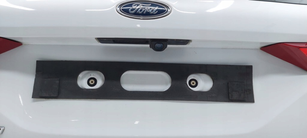 фото №4, Кришка багажника задня камера hh ford fiesta mk 8