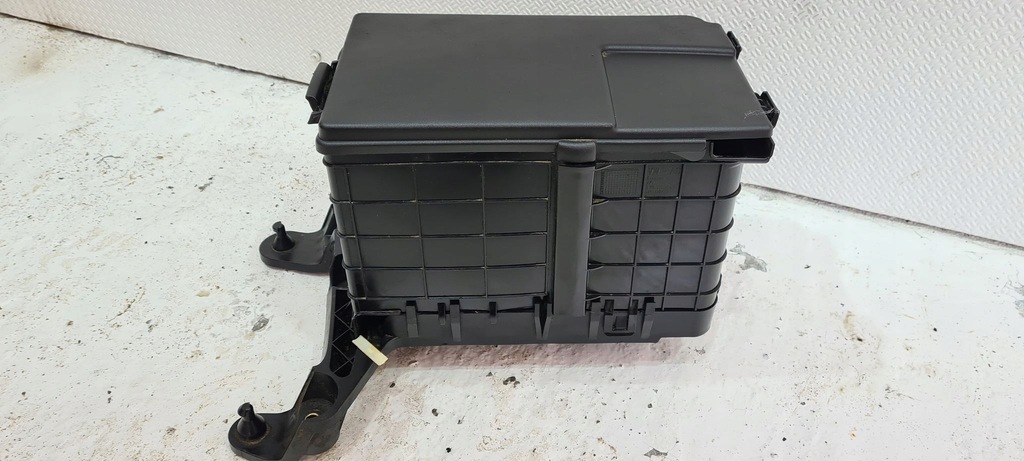 фото №1, Vw passat b6 cc основа акумулятор корпус