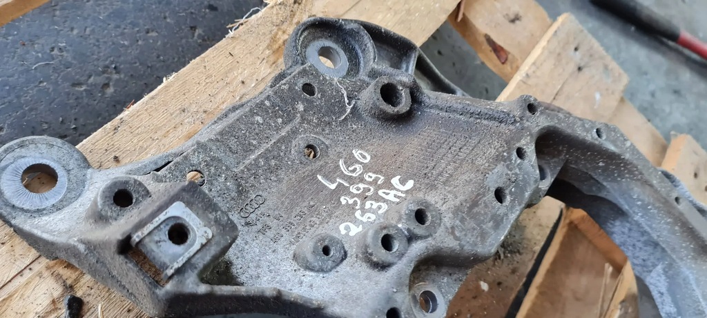 фото №8, A6 c7 4g lift кронштейн кронштейн коробки подушка 3.0 tfsi s-tronic a7 4g