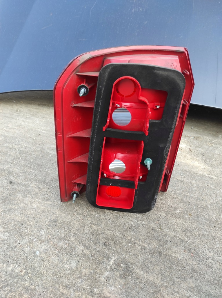 фото №7, Лампа права правий задня задня audi a2 europa 8z0945096b