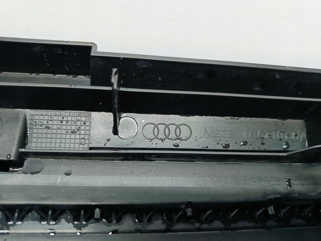 фото №13, Audi q6 e-tron 85h 24- повітропровід впуск повітря шторка жалюзі 85h121219e