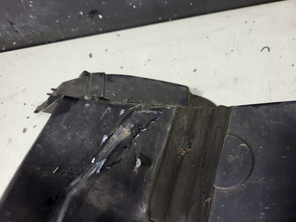 Купить Ловушка воздуховод впуск воздуха воздухозаборник citroen c4 picasso ii 13- 9676144377