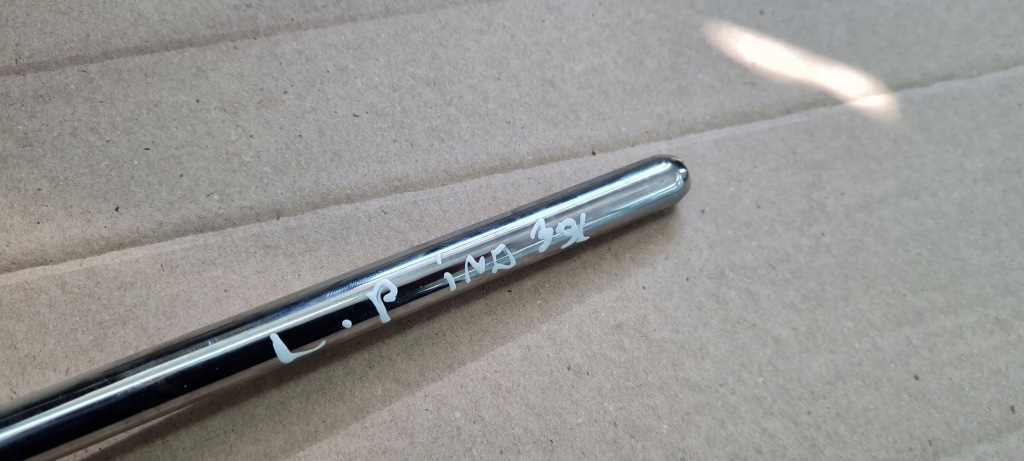 Jeep grand cherokee wl 2022 підголівник сидіння перед передній шкіра чорна Доставка