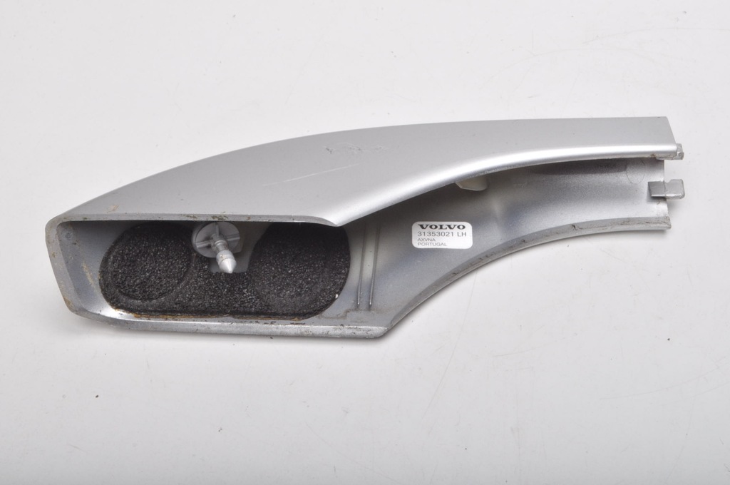 фото №8, Volvo v50 заглушка рейлінг лівий задня kombi 31353021