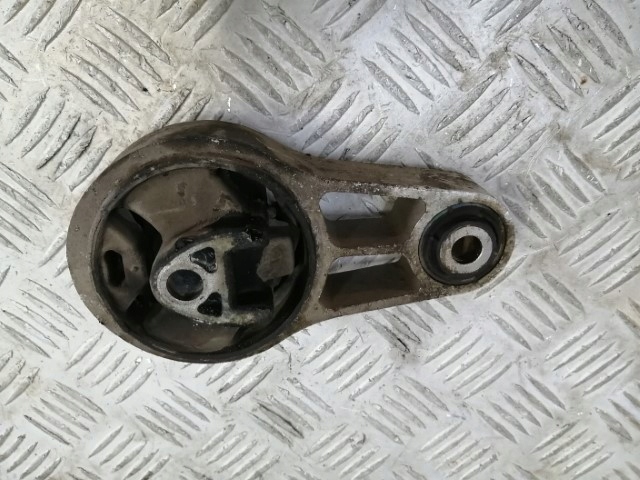 фото №1, Кронштейн двигуна mini cooper r56 1.4 vti 6783094