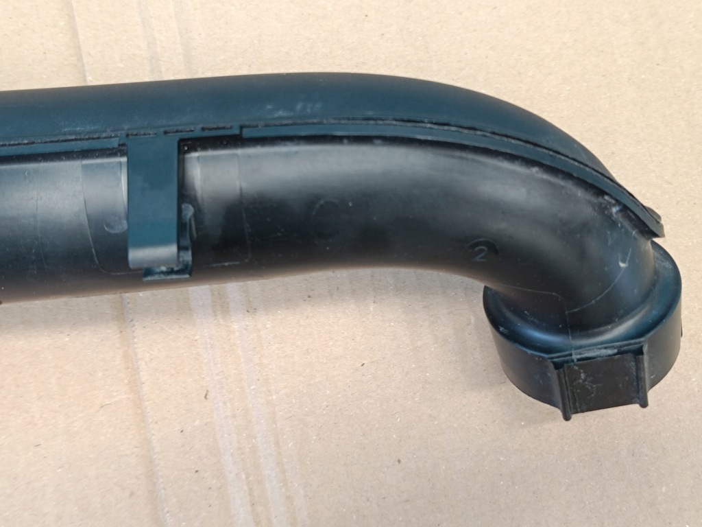 фото №9, Vw arteon 1.4 ehybrid 2022 r шланг повітря інтеркулер 04e145673an