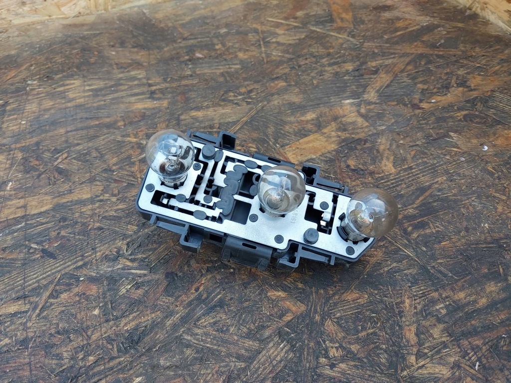 фото №10, Вкладыш лампы левый левый задняя задний audi a6 c5 sedan