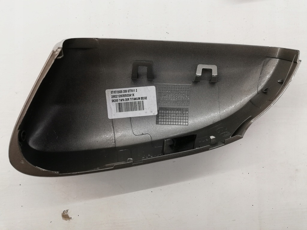 фото №8, Корпус зеркало правая накладка fabia rapid a1x