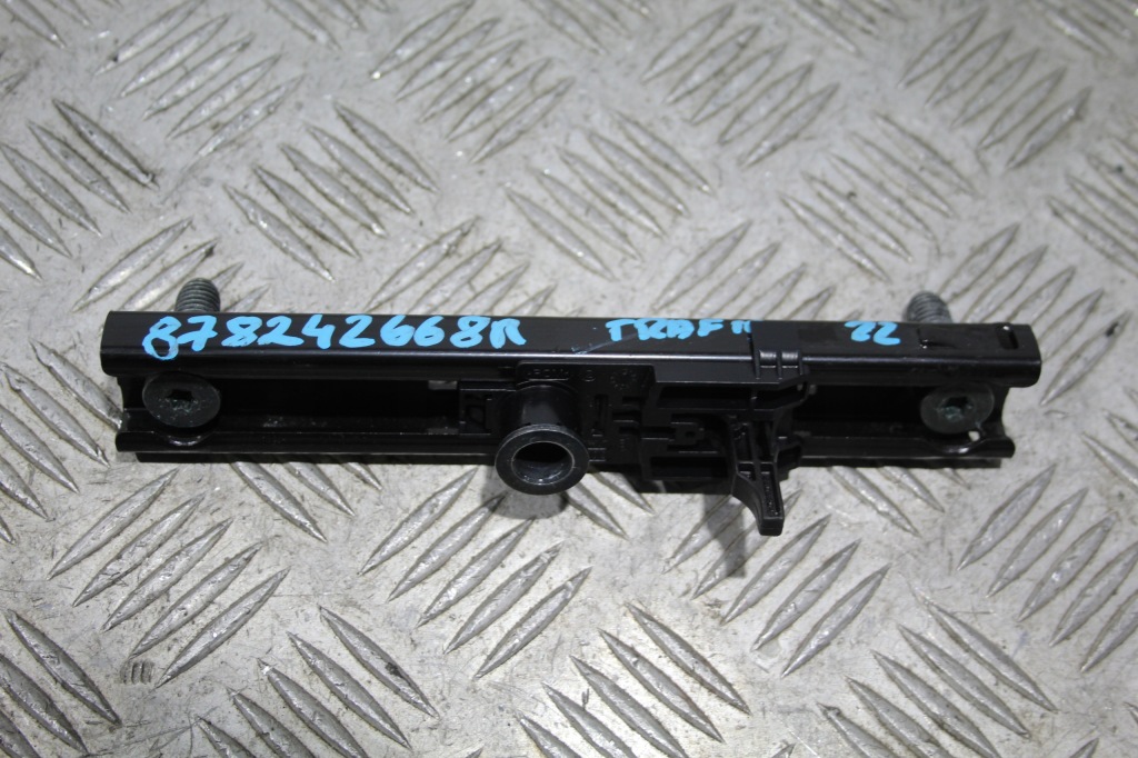 фото №1, Регулювання ременів trafic iv 4 iii 3 lift 878242668r