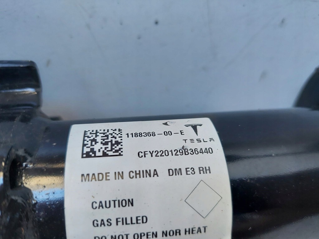 Tesla model y awd амортизатор правий лівий перед Зі Шроту