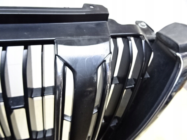 фото №8, Toyota land cruiser 150 lift решётка радиатора 53111-60a71 llu