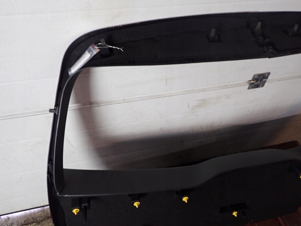 фото №7, Обивка крышки багажника mercedes gls ii x166 3.0 17r a1667404100 9383