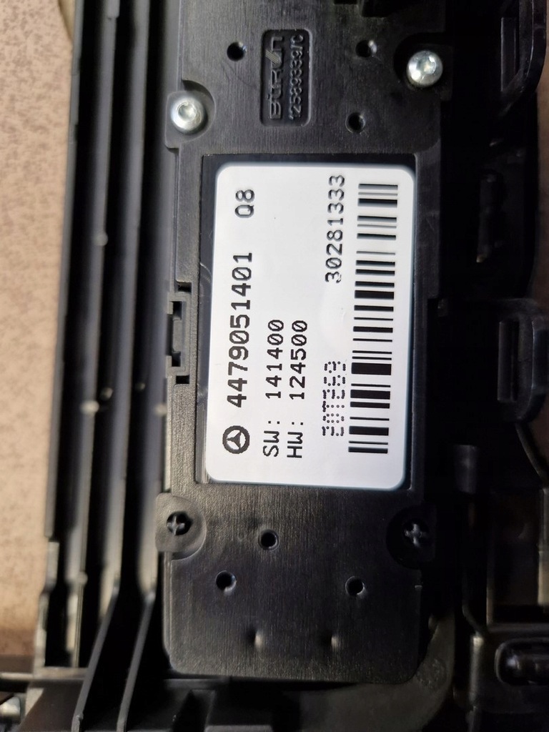 фото №6, Рамка радио mercedes w447 vito 4479051401