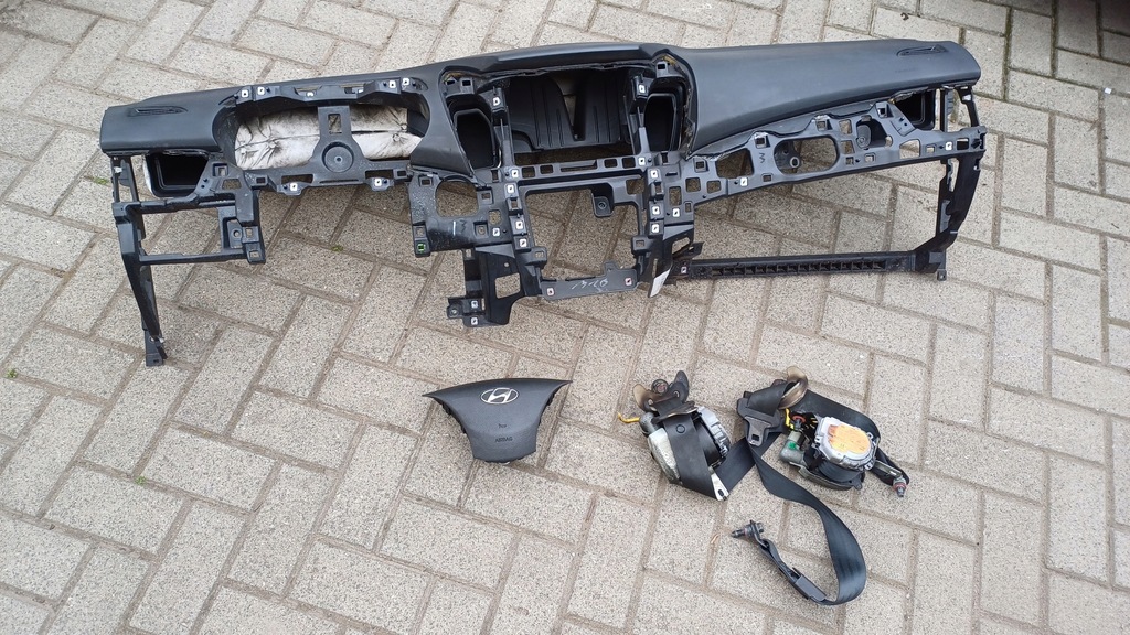 фото №1, Hyundai i30 ii панель приладів консоль оригінал