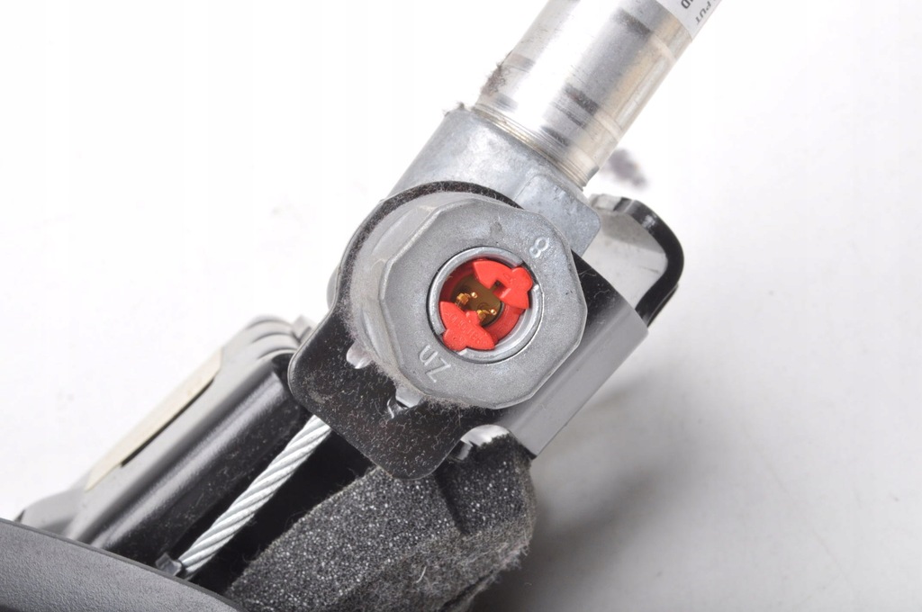 фото №7, Volvo s40 ii v50 pas безпеки правий перед передній lift 31351423